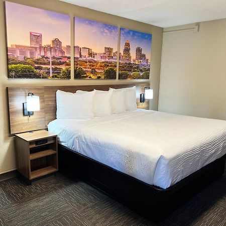 Days Inn By Wyndham Monroe Nc エクステリア 写真
