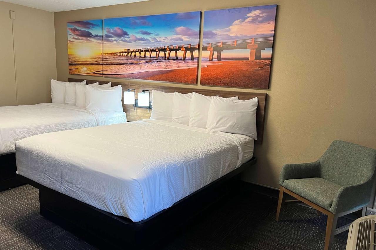 Days Inn By Wyndham Monroe Nc エクステリア 写真