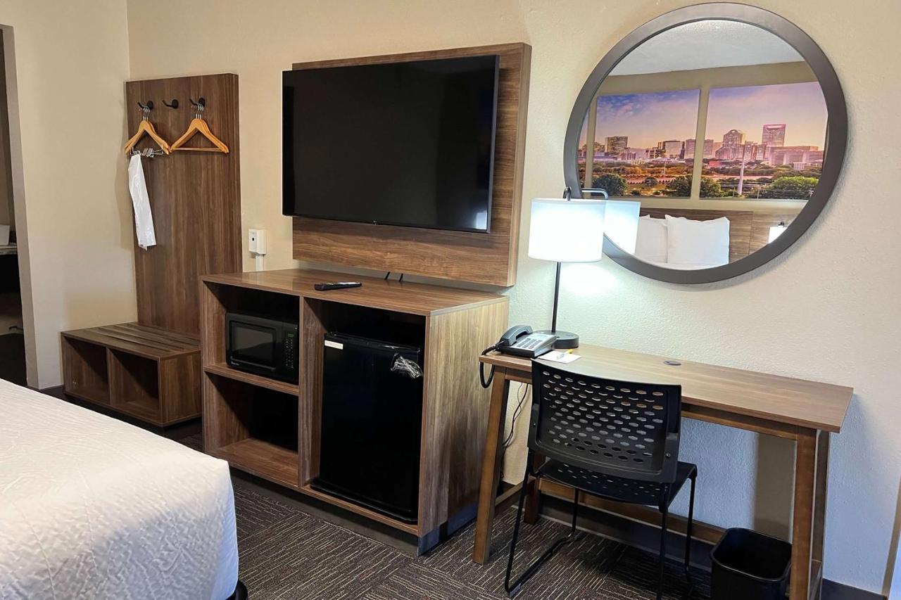 Days Inn By Wyndham Monroe Nc エクステリア 写真